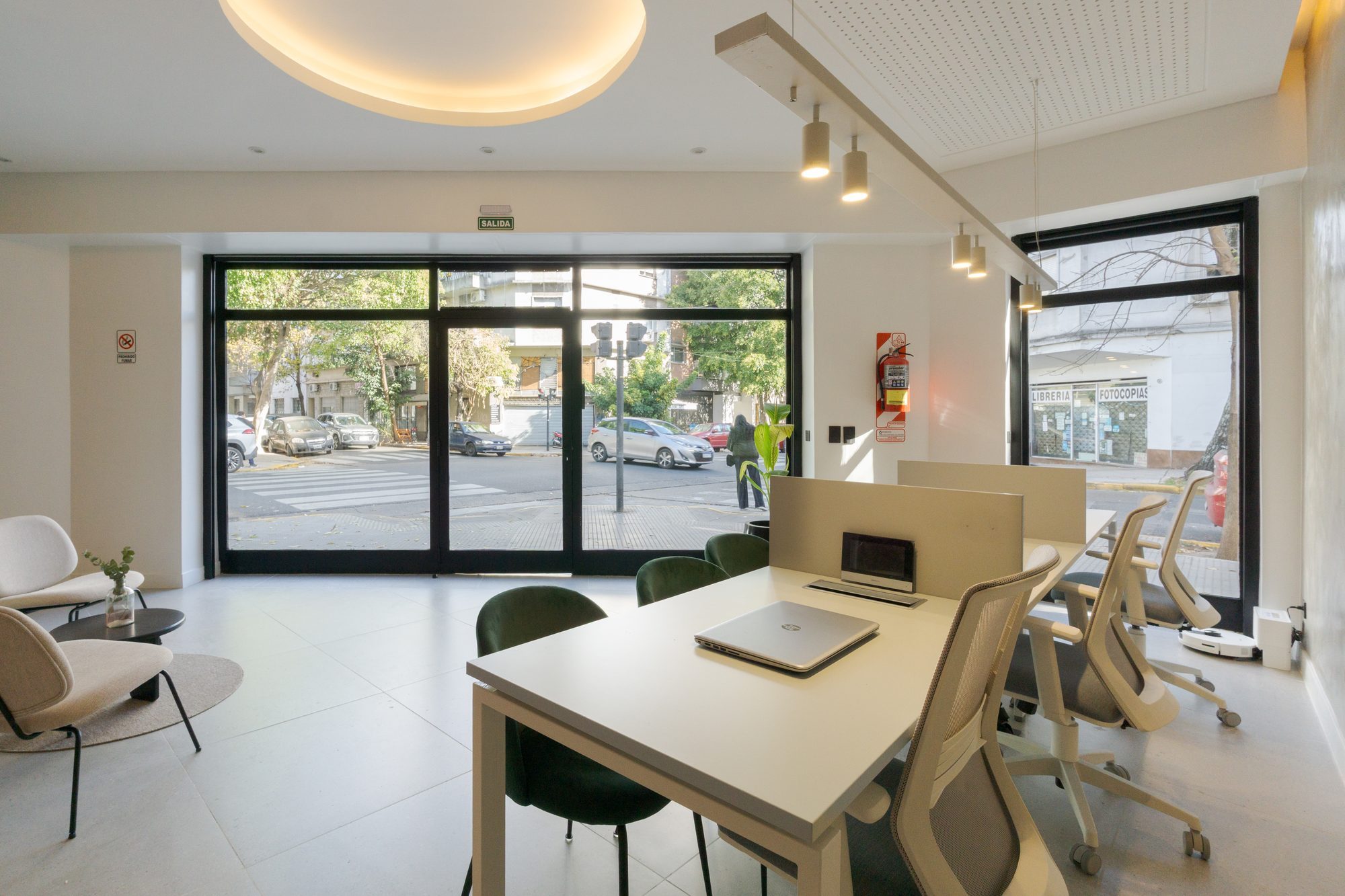 Oficinas del estudio Blasco & Brescacin en Muñiz 600, CABA